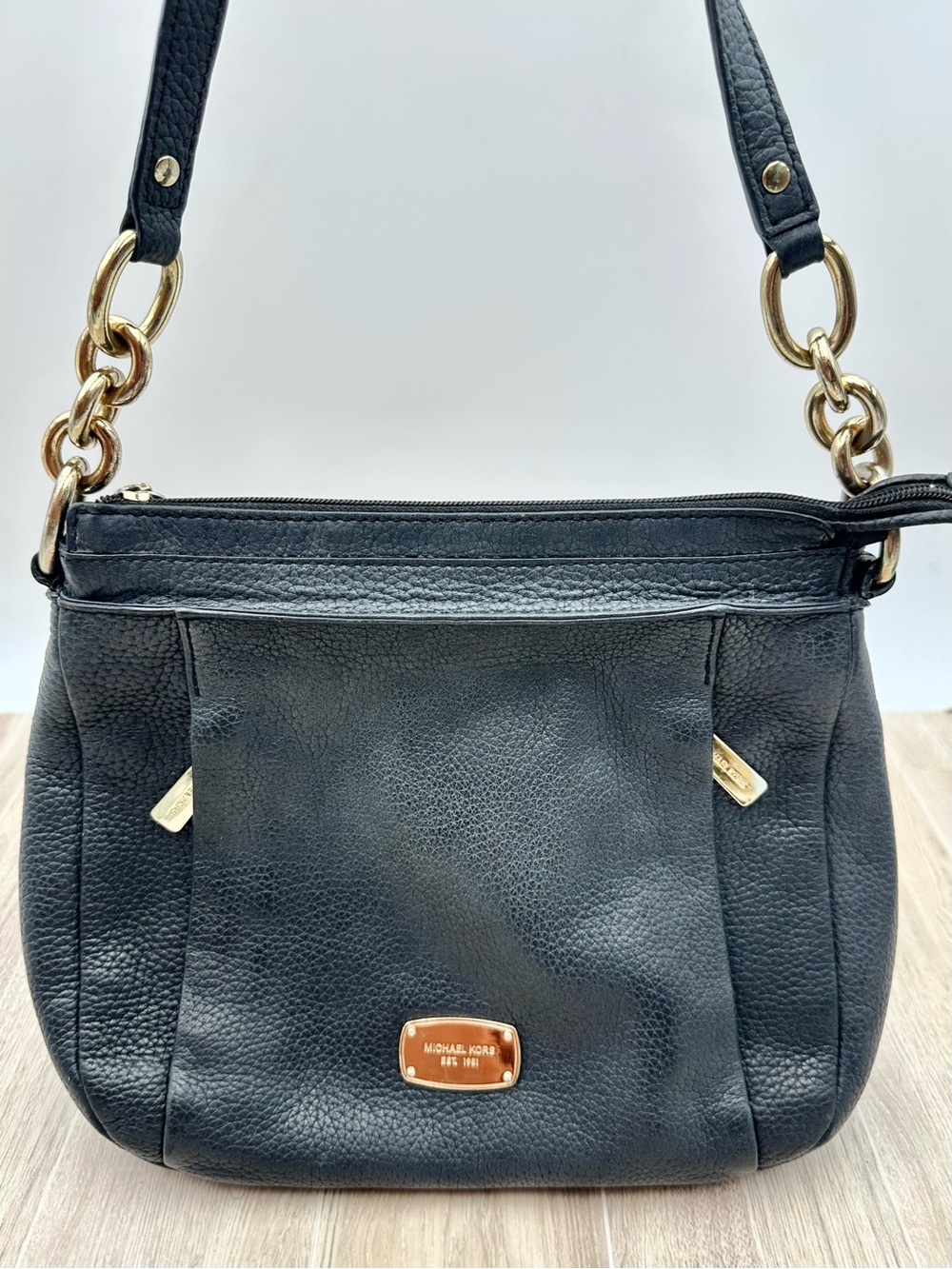Michael Kors Black Hallie Pebbled Leather Shoulder Bag Purse Adjustable Strap